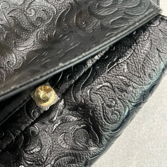 Guess Embossed Black Faux Leather Studded Crossbody Bag Jaguar - Picture 7 of 15